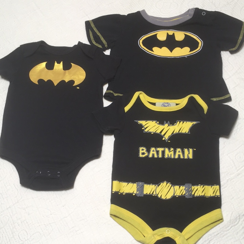3-6m (4/$20) Assorted Batman Fanwear Onesies